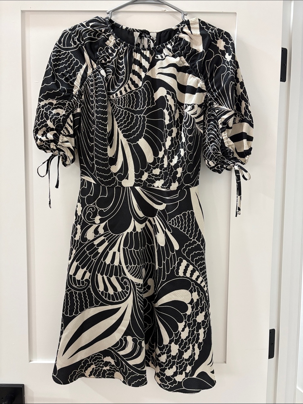 Ted Baker Faridda Black White Abstract Swirl Puff Sleeve Mini Dress